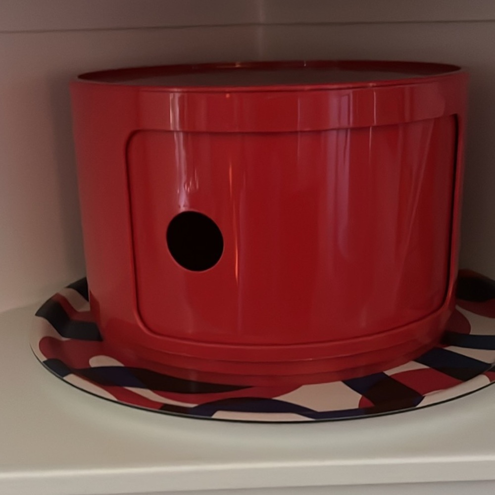 Vintage kartell componibili red single shelf round storage unit cabinet